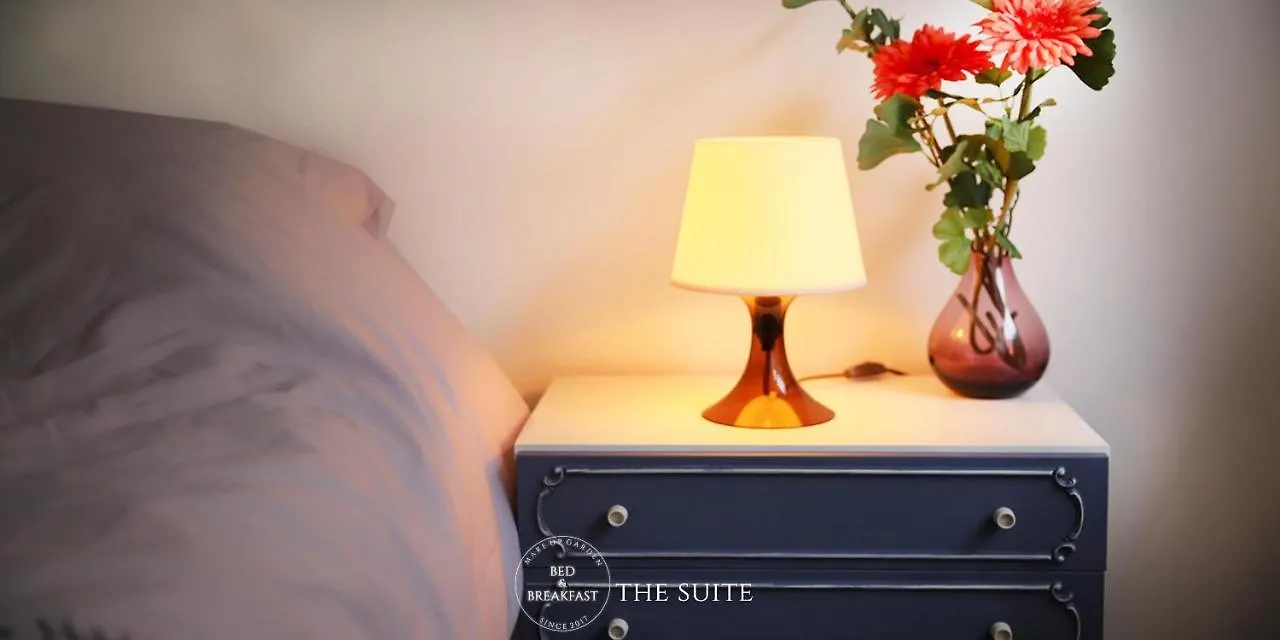 Make Up Garden B&B Anversa Bed & Breakfast